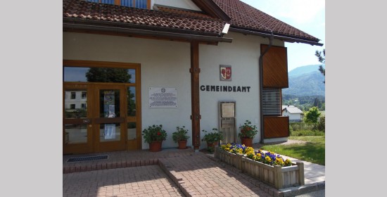 Wappen am Gemeindeamt - Bild 2