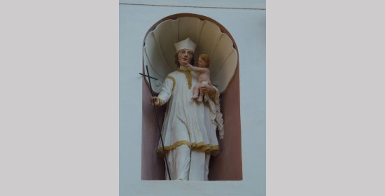 Westfassade Pfarr- und ehem. Stiftskirche Mariae Himmelfahrt - Bild 5