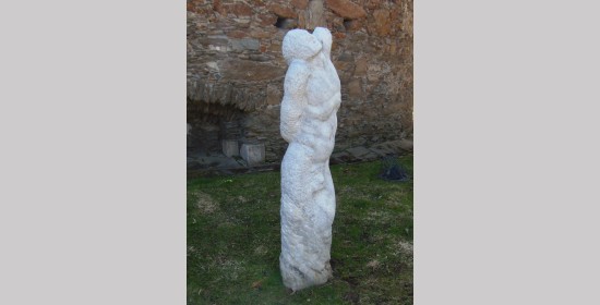 Skulptur im Grabengarten - Bild 6