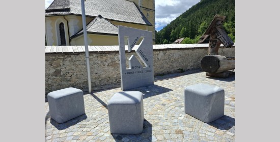 Denkmal Pfarrer Koperek - Bild 2