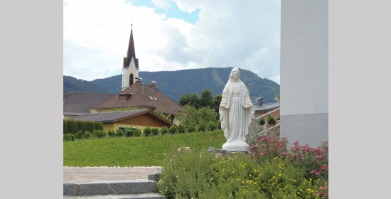 Marienstatue Pfarrhof Feistritz - Bild 1