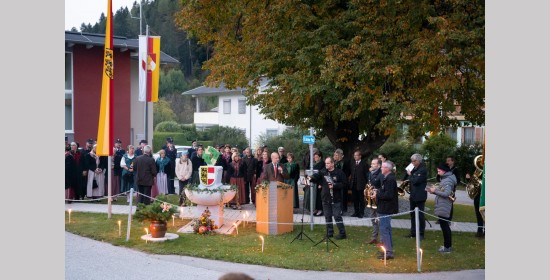 Abstimmungsbrunnen Latschach - Bild 2