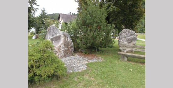 Dorfbrunnen Pöckau - Bild 5