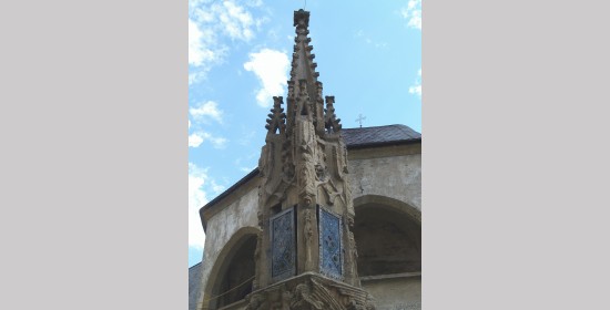 Totenleuchte - Bild 3