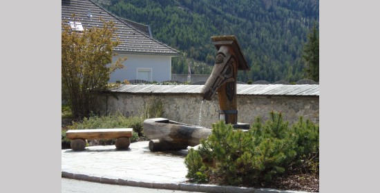 Dorfbrunnen Kreuzen - Bild 2