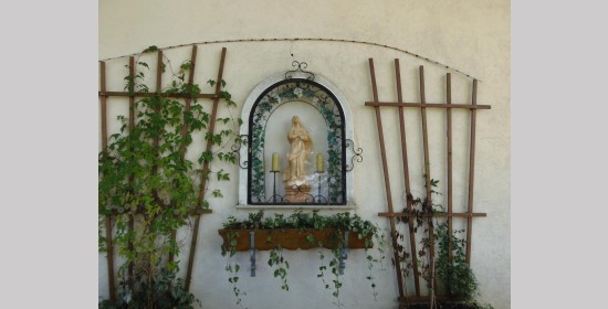 Nischenfigur Wohnhaus Storfer - Bild 2