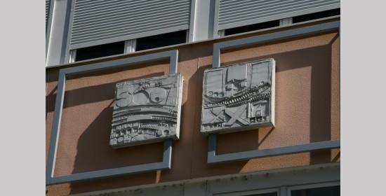 Fassadengestaltung am Weiher - Bild 3