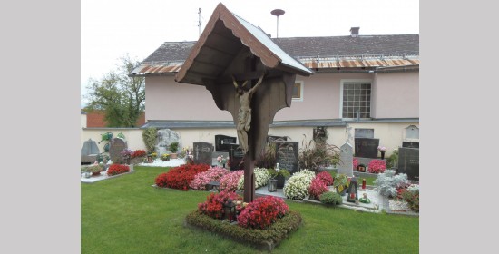 Friedhofskreuz Leibsdorf - Bild 2