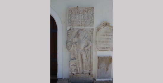Grabplatte Hans von Siegersdorf - Bild 2