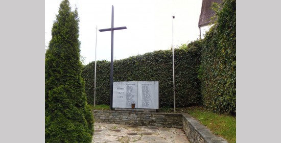 Kriegerdenkmal Schiefling - Bild 1