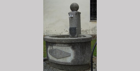 Lionsbrunnen St. Leonhard b. Siebenbrünn - Bild 5