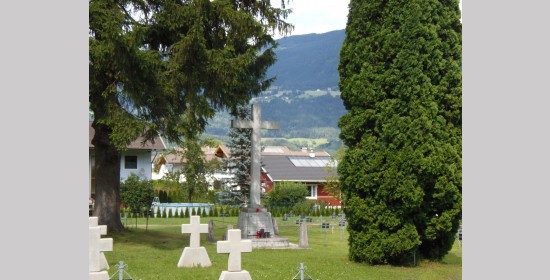 Flüchtlingsfriedhof Feffernitz - Bild 1