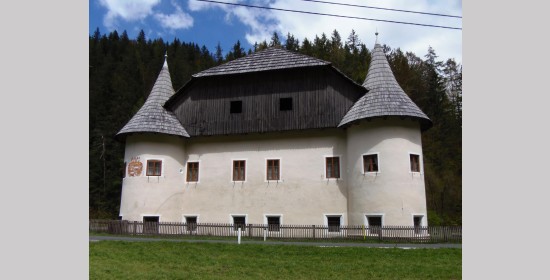 Wappen und Sonnenuhr Schloss Kreuzen - Bild 7