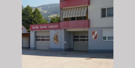 Heiliger Florian am Rüsthaus Gemmersdorf - Bild 2