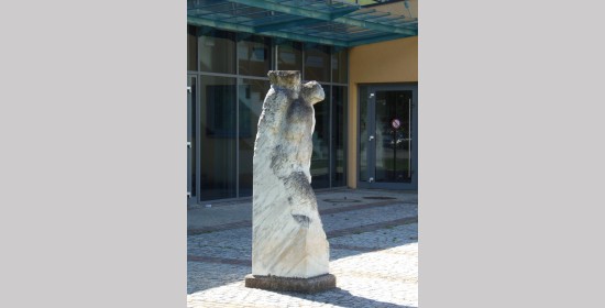 Skulpturen Volksschule Feistritz - Bild 6