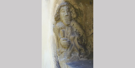 Opferstocknische mit Skulpturen - Bild 2