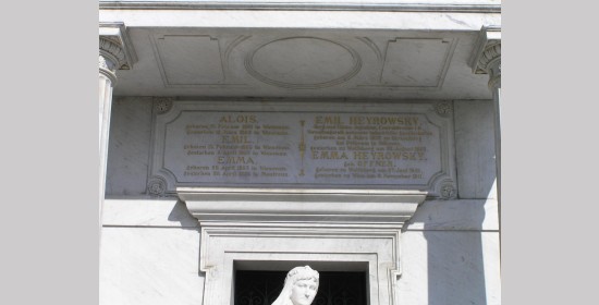 Mausoleum Heyrowsky - Bild 7