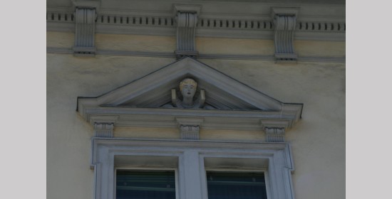 Fassade Bezirkshauptmannschaft - Bild 5