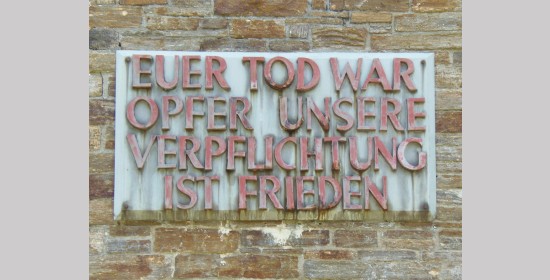 Denkmal für die Opfer des Faschismus - Bild 2