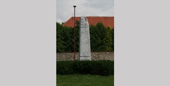 Verkehrsskulptur Kreisverkehr Spanheimer Straße - Bild 4