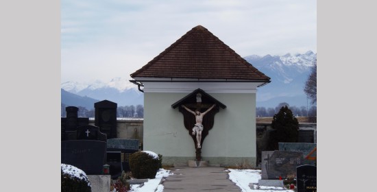 Friedhofskreuz Paternion - Bild 1