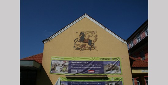 Sgraffito am ehemaligen Schüsslerkino - Bild 1
