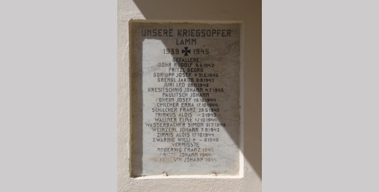 Kriegerdenkmal Lamm - Bild 1