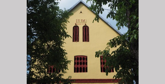 Ziegelgitterfenster Gasthof Kulterer - Bild 1