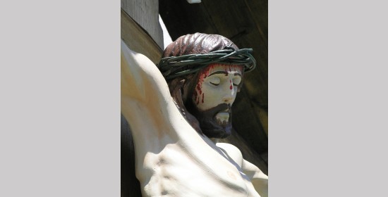 Friedhofskreuz Gräbern - Bild 4