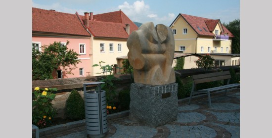Skulptur "Zuneigung" - Bild 1