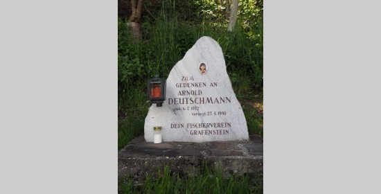 Gedenkstein Deutschmann - Bild 3