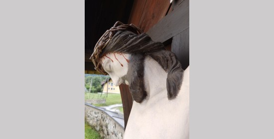 Friedhofskreuz Tschau - Bild 6