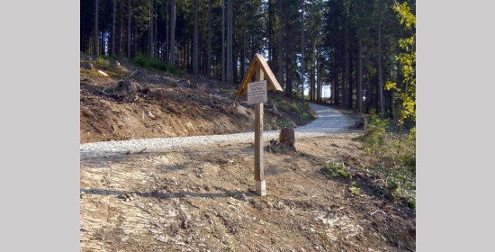 Gedenkkreuz Pfarrhubenwald - Bild 1