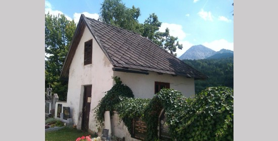 Totenkammer in Latschach - Bild 1